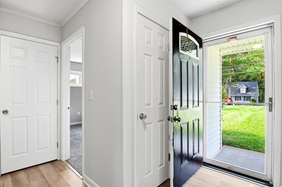 1245 Scott Street, photo 7 of 40