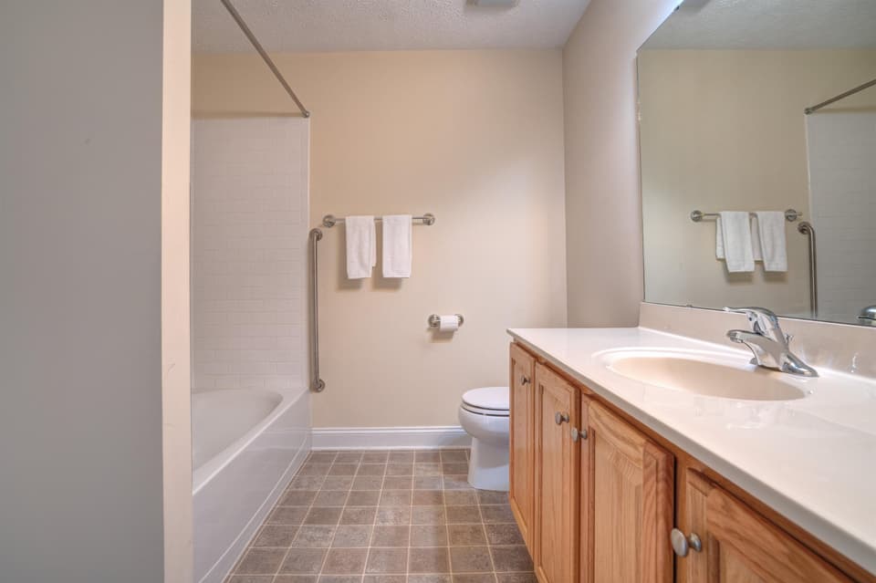 410 32-2 Revolution Circle NW Unit 322, photo 27 of 40