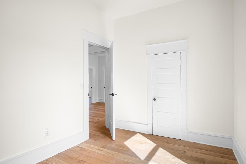 301 Park Street, photo 26 of 40