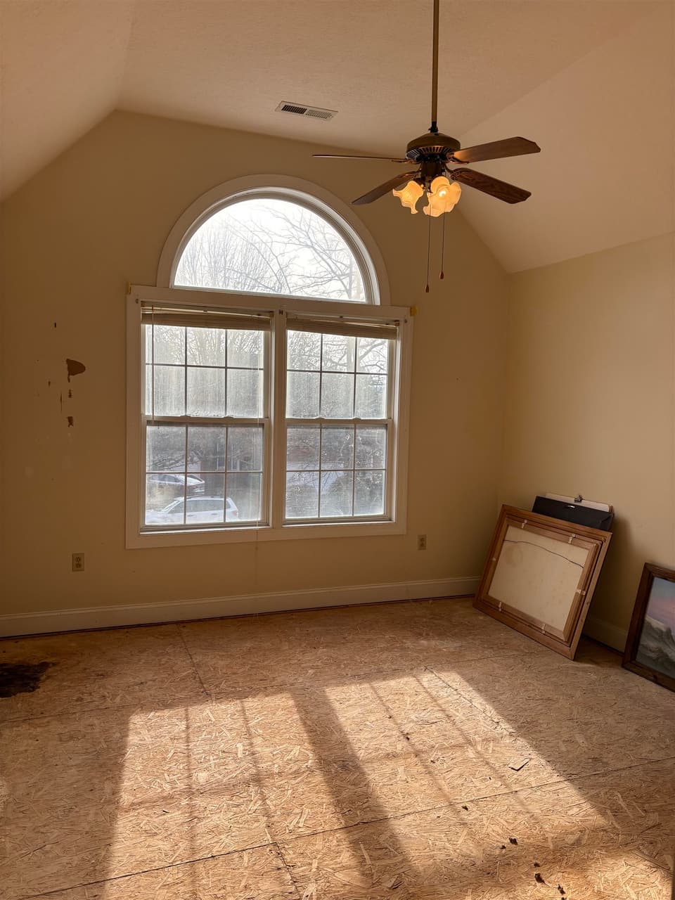 275 Gold Leaf Drive, photo 18 of 25