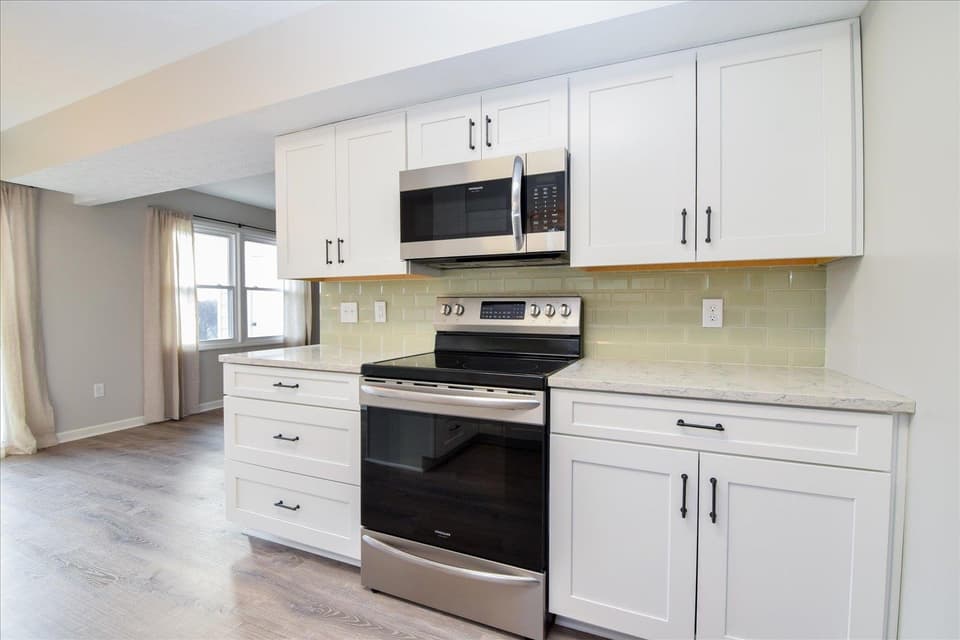 475 Warrior Drive, photo 11 of 24