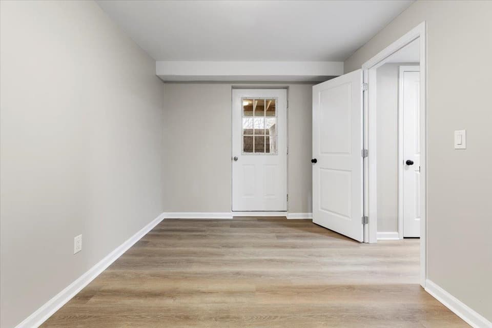 435 Teel Street, photo 40 of 40