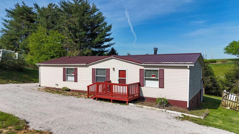 1235 Peppers Ferry Road NW, Christiansburg, VA