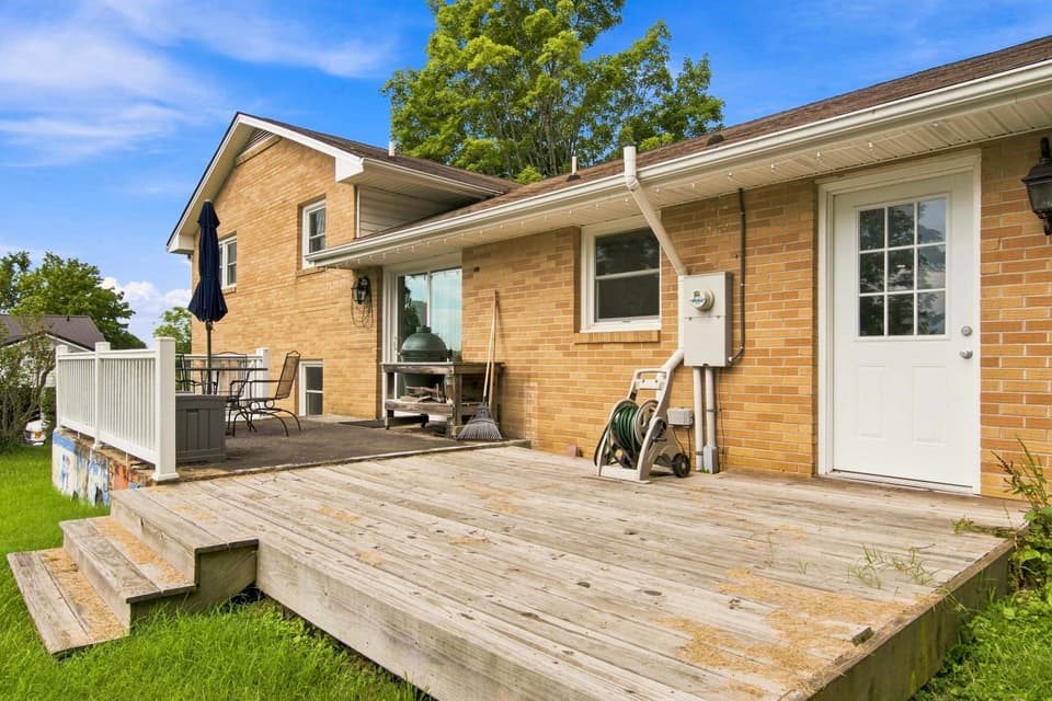 325 Cheverly Drive, photo 6 of 40