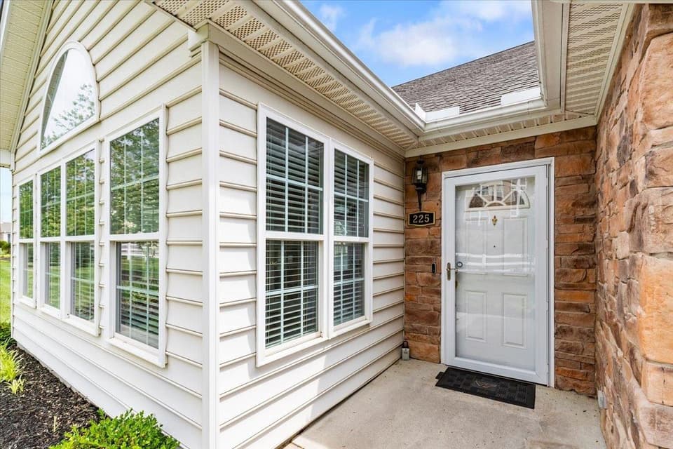 225 Patriot Way Unit 62, photo 6 of 40