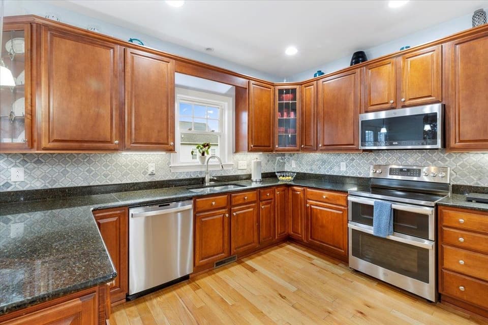 300 Roudabush Drive NW, photo 15 of 40