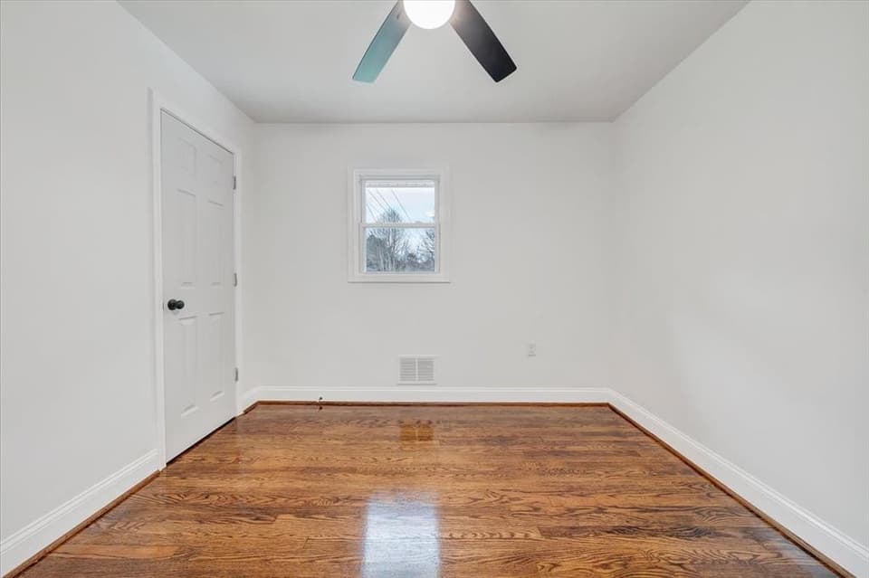 1513 Blair Street, photo 9 of 26