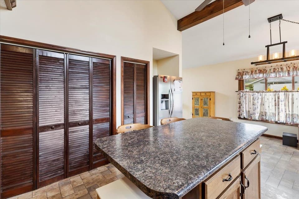 285 Briarwood Drive SW, photo 21 of 40