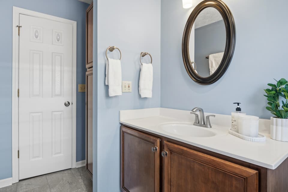 1662 York Drive, photo 28 of 40