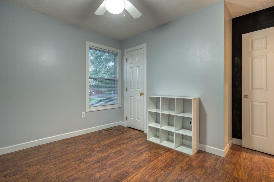 535 Capitol Way, photo 22 of 40