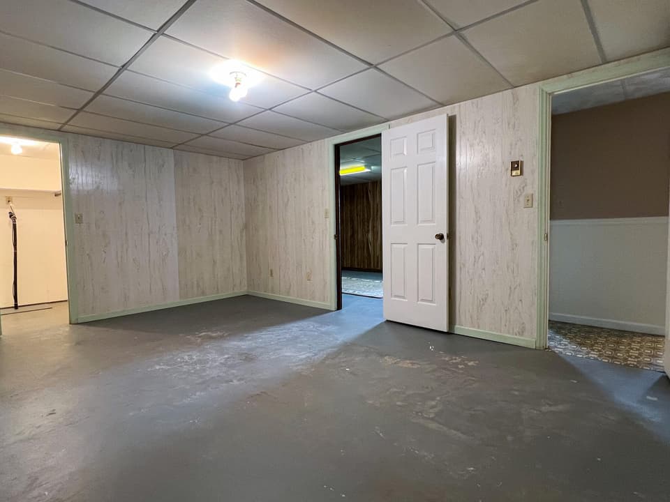 975 Carson Dr, photo 34 of 37