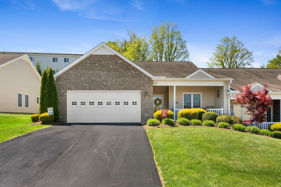 300 Vinnie Avenue, photo 34 of 34