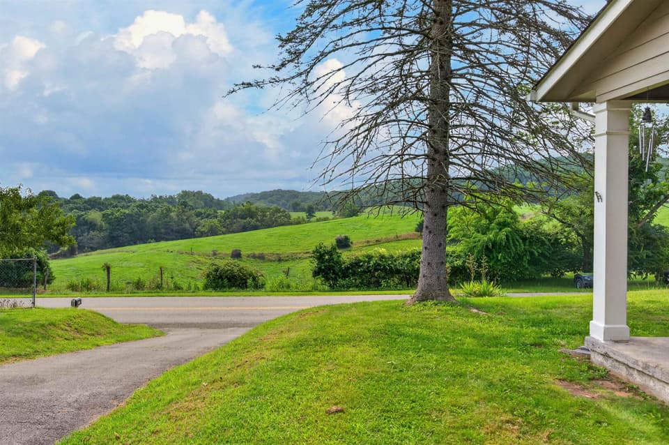 867 Switchback Road, photo 37 of 40