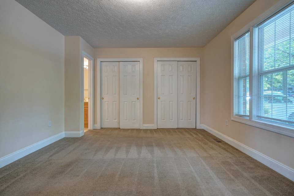 295 Tall Oak Boulevard, photo 18 of 34