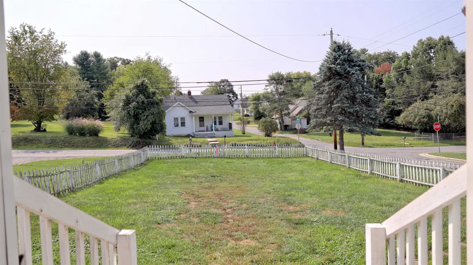 710 Ellett Road, photo 4 of 25