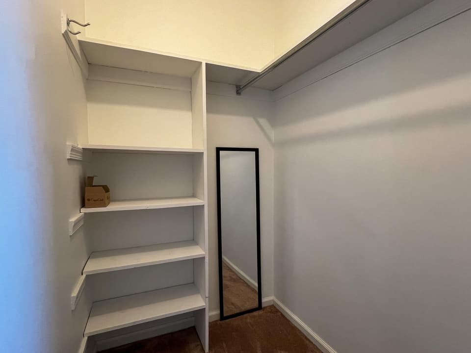 975 Carson Dr, photo 16 of 37
