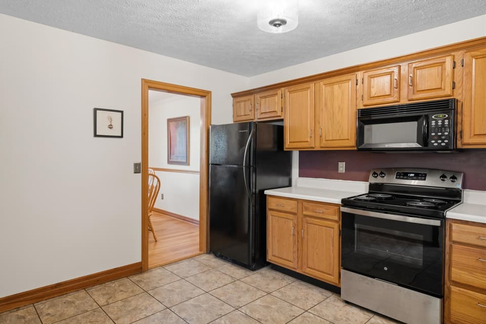 680 Liberty Via, photo 15 of 40