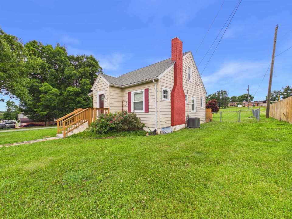 195 Church Street, photo 15 of 40