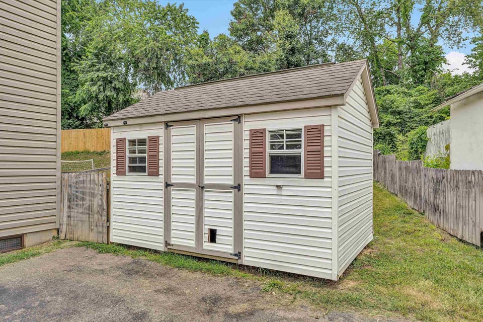 1400 Rigby Street NE, photo 23 of 23