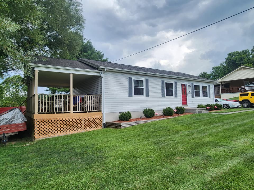 1620 Blair Street, photo 4 of 37