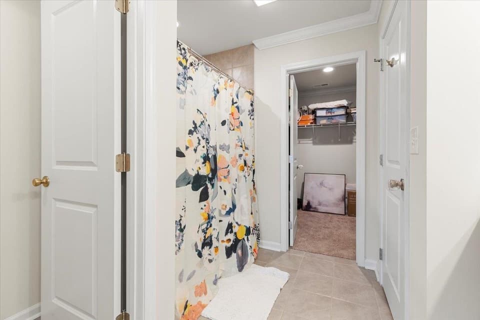 980 Holland Loop NW, photo 34 of 40