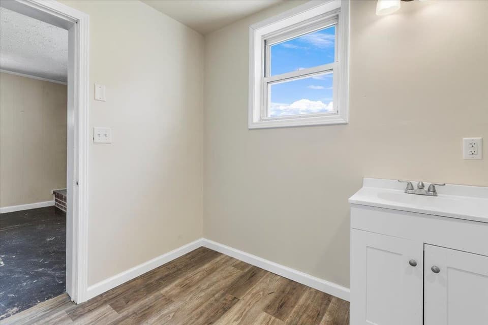 135 Griggs Street, photo 28 of 40
