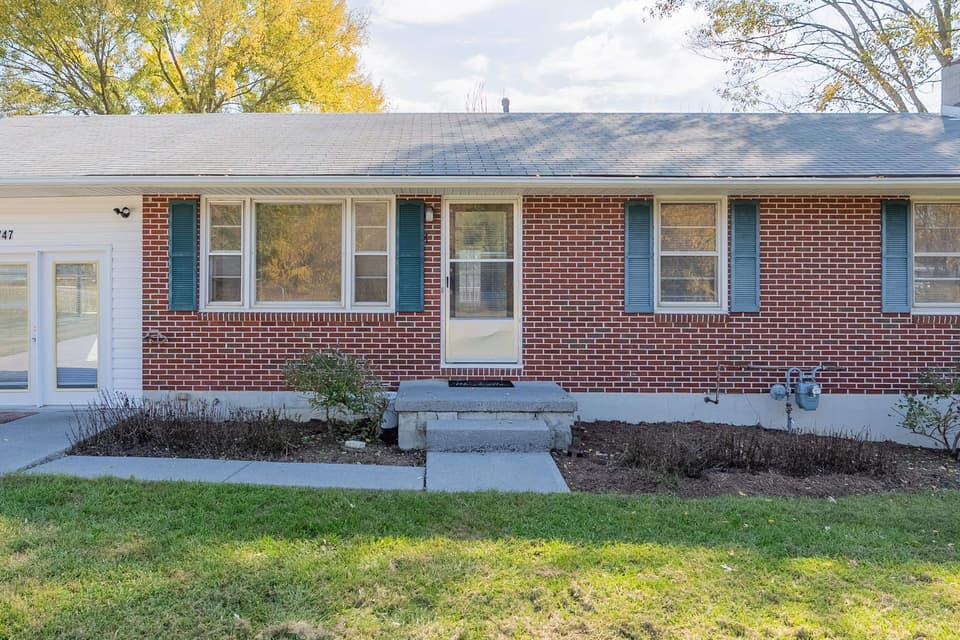 1747 Mud Pike Road, photo 4 of 40