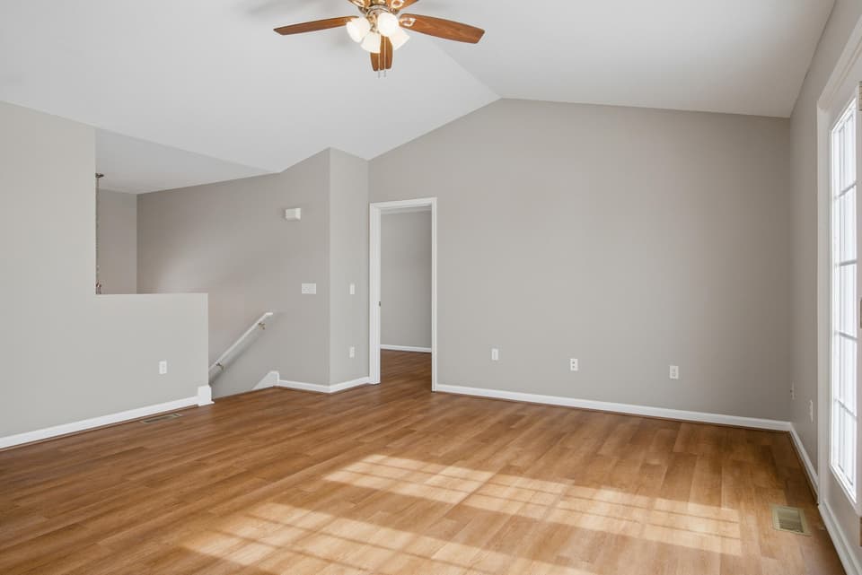 125 Aster Lane, photo 11 of 40