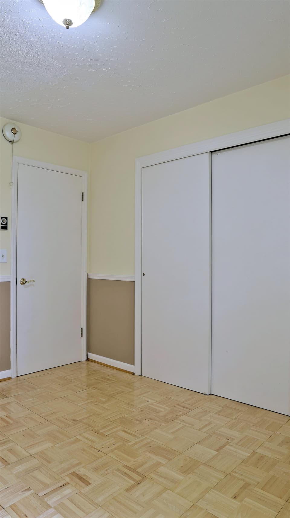 2611 Kings Court, photo 24 of 40