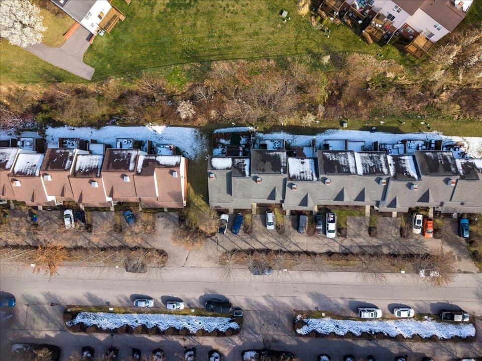 705 Oak Tree Boulevard NW, photo 25 of 31