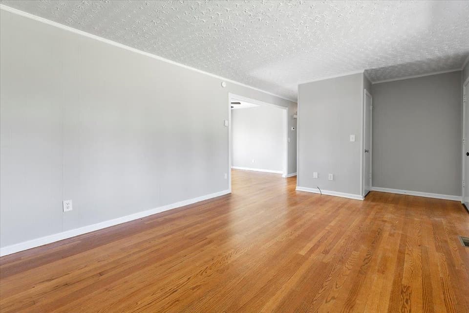 2105 Childress Road, photo 13 of 40