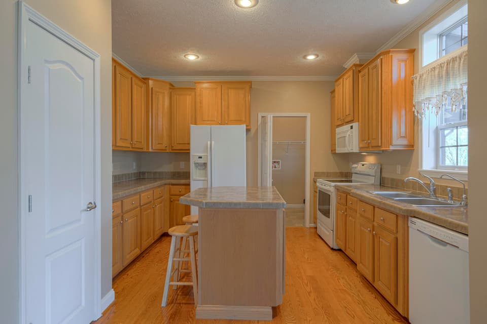 2893 Spring House Road, photo 25 of 32