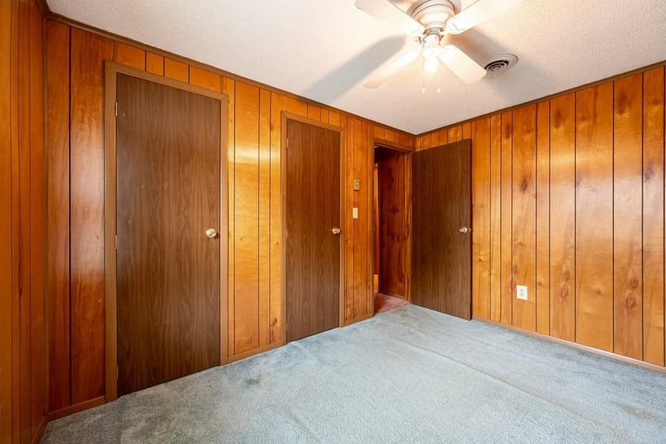 1045 Brown Street, photo 33 of 40
