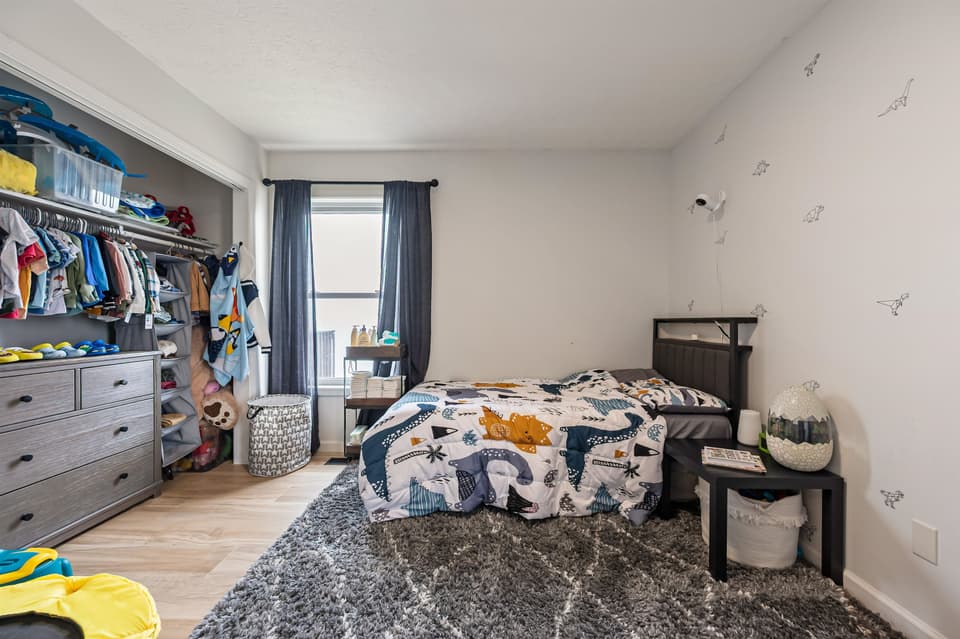 50 Woodridge Drive, photo 33 of 40