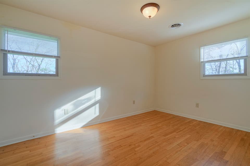 55 Crestview Street, photo 27 of 34