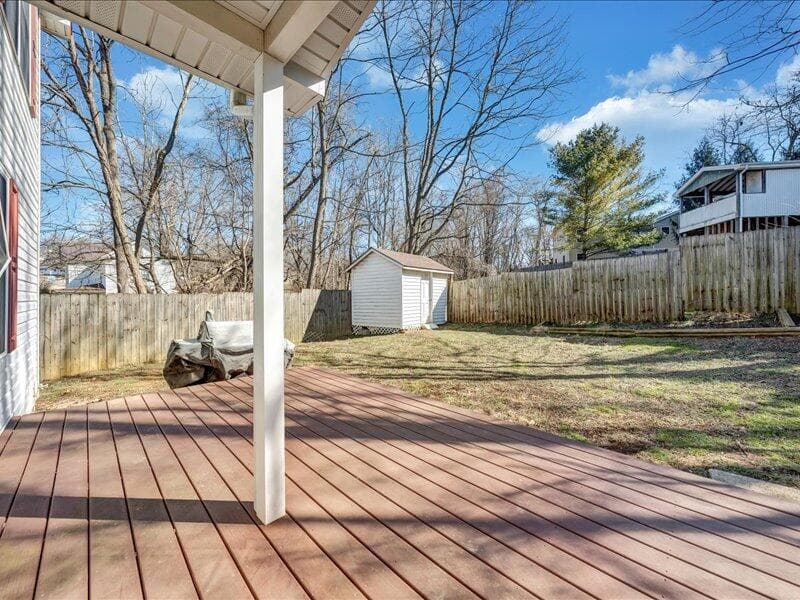 275 Depot St NE, photo 27 of 32