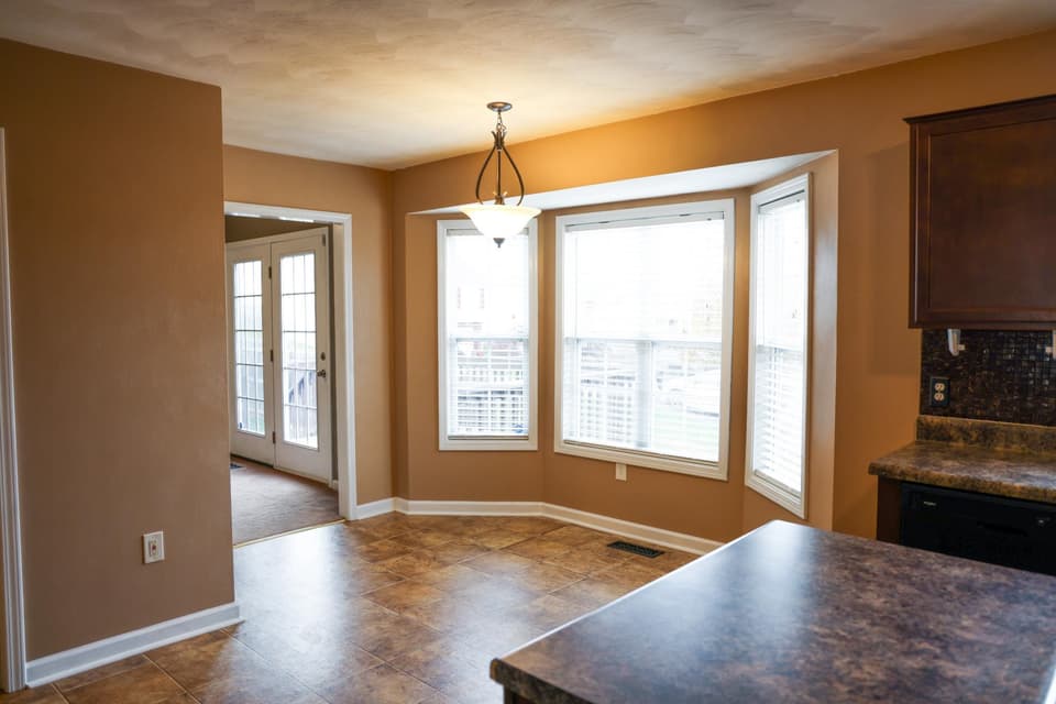 505 Keystone Drive, photo 10 of 40