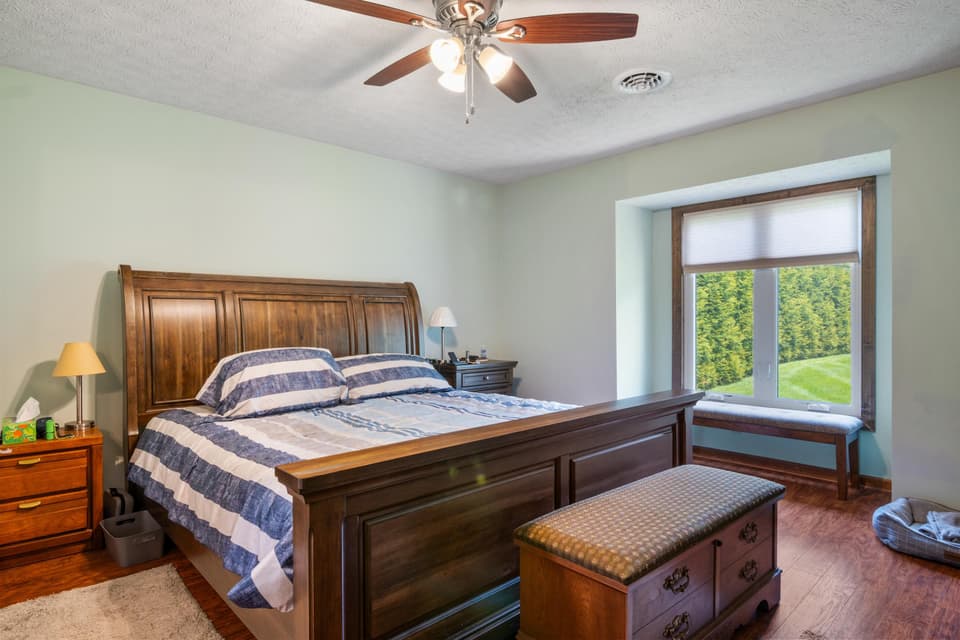 2395 Giles Drive SE, photo 32 of 40