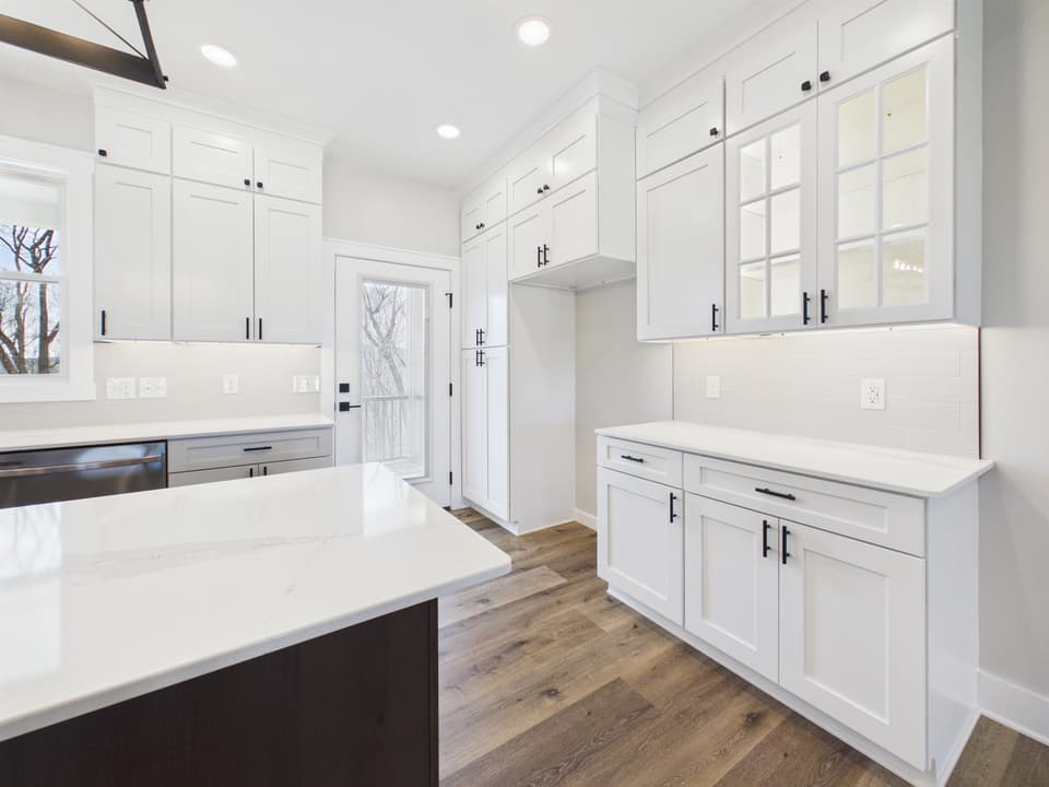 245 Howery Street SE, photo 11 of 40