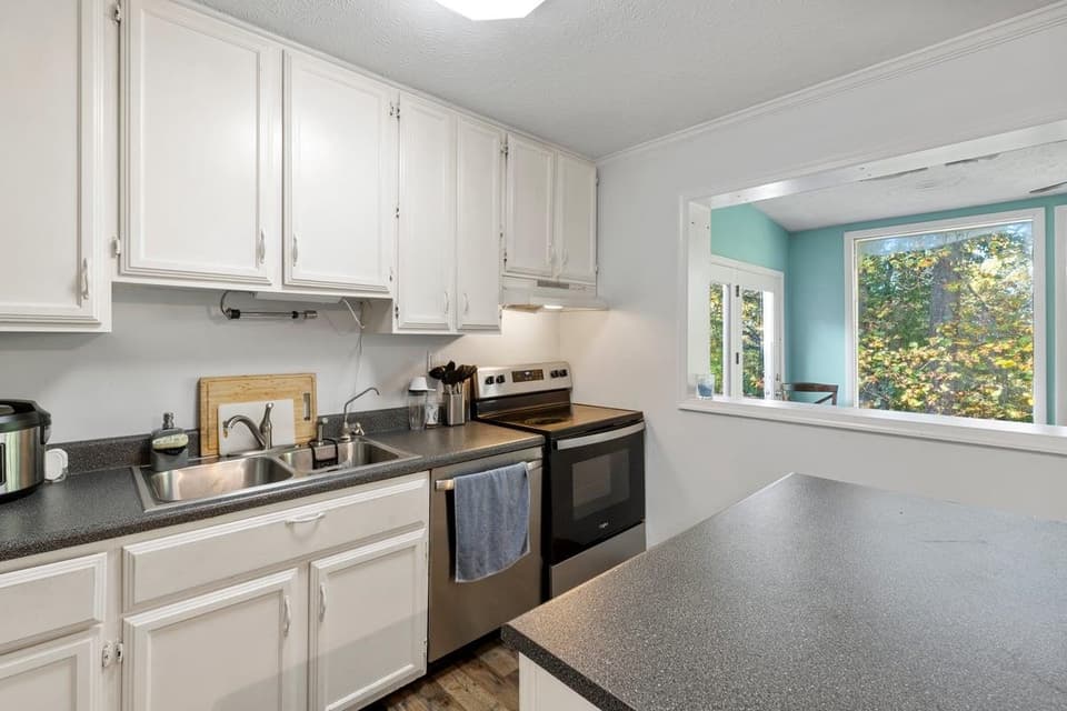 660 Black Bear Run Road, photo 10 of 40