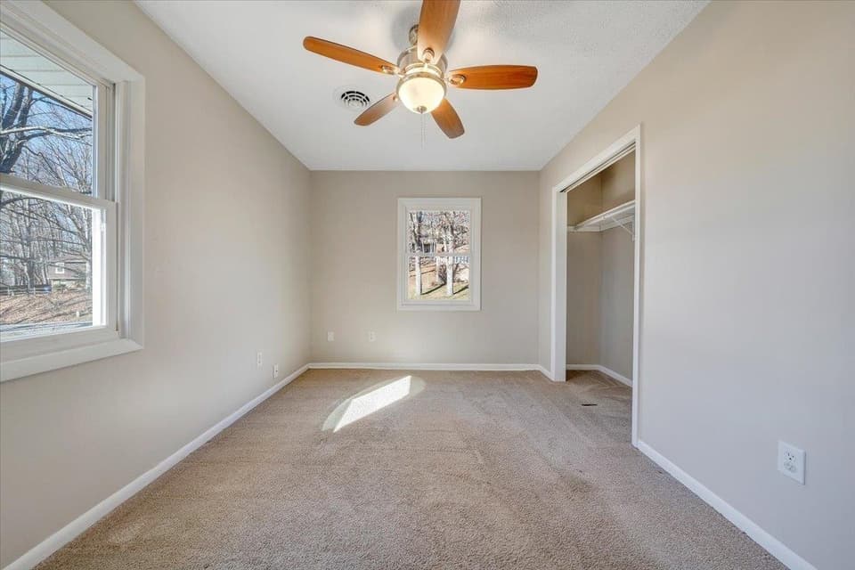 1100 Flint Drive, photo 22 of 40
