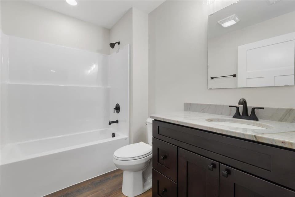 1045 Beaver Drive, photo 36 of 40