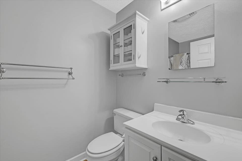 2585 Indigo Road, photo 13 of 35