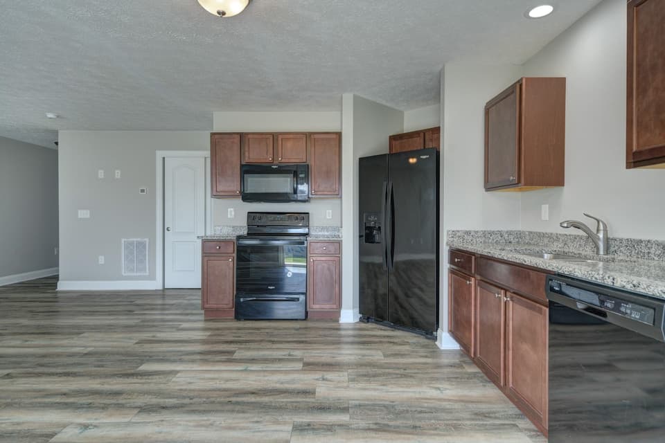 525 Twisted Oak Drive NW, photo 6 of 26