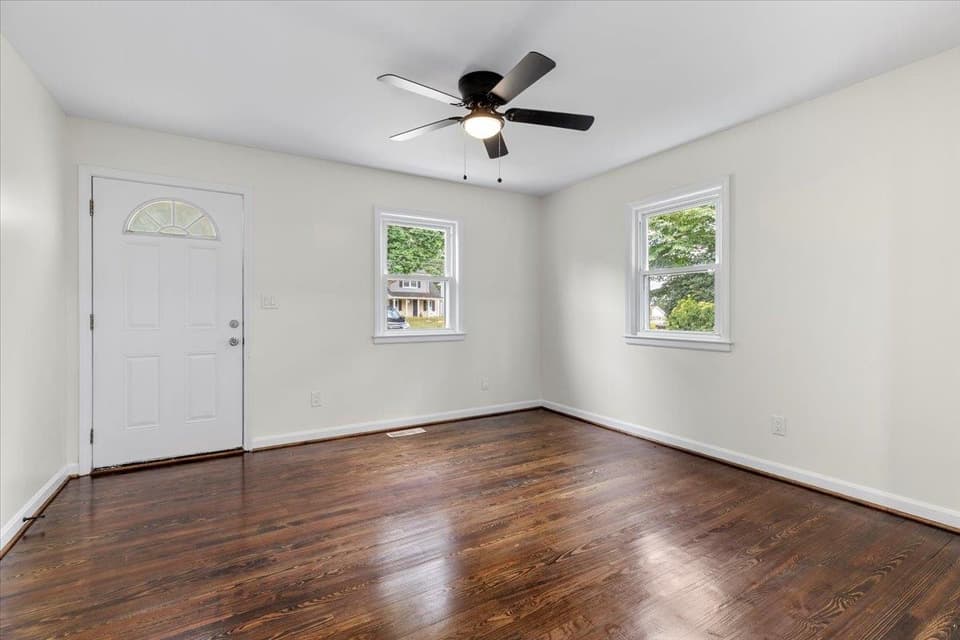 140 Summitridge Road SW, photo 11 of 28