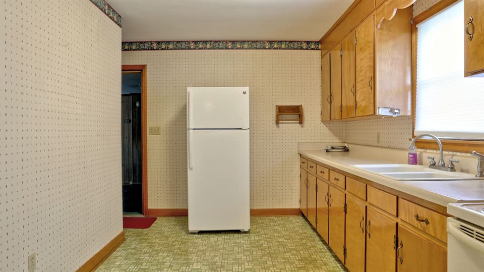 155 Gum Drive, photo 15 of 34