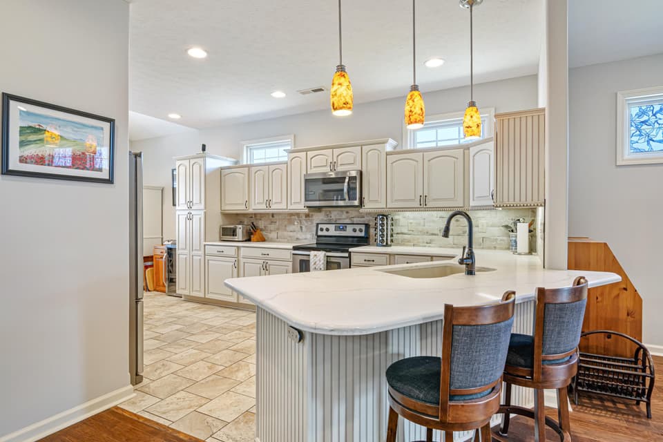 45 Gavins Court NW, photo 5 of 40