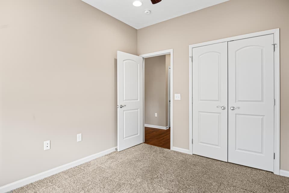 130 Gavins Court, photo 24 of 39