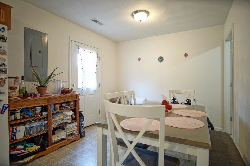 100 Salem Lane, photo 13 of 37