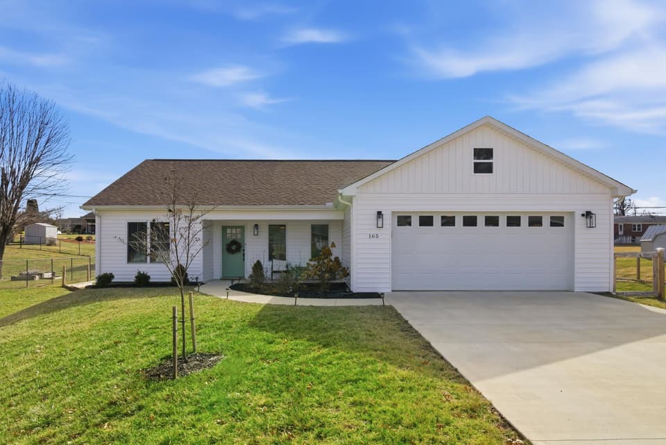 165 Ash Drive, Christiansburg